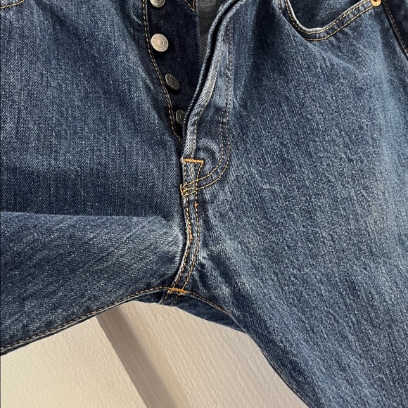 LEVIS 501 Jeans Mens 32x32 Blue Button Fly Straight Leg Denim - Picture 15 of 16